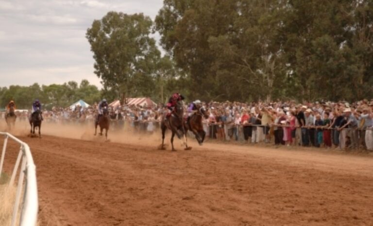 Cdobolin Picnic races