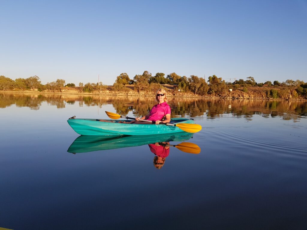 Kayaking on Lake Cargelligo